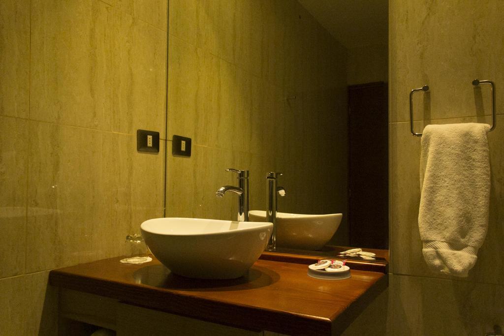 Small Hotel Goblin'S House เตมูโก ภายนอก รูปภาพ